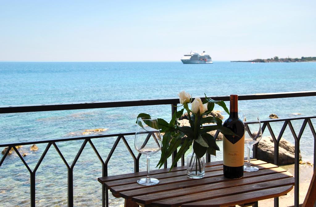Apartamento Taorminaxos Wonderful Seaview Giardini-Naxos Exterior foto
